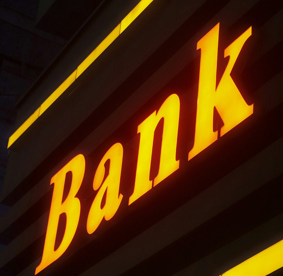 pouria-UENYI2DL1RA-unsplash